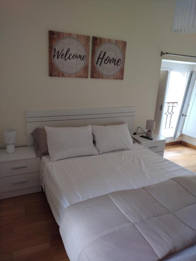 Apartamentos A Parada Do Camino Padrón מראה חיצוני תמונה