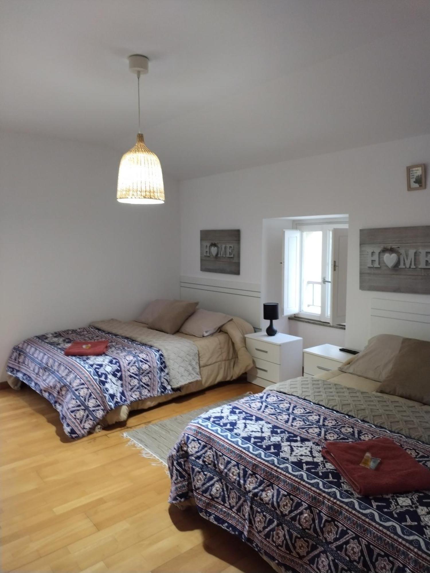 Apartamentos A Parada Do Camino Padrón מראה חיצוני תמונה